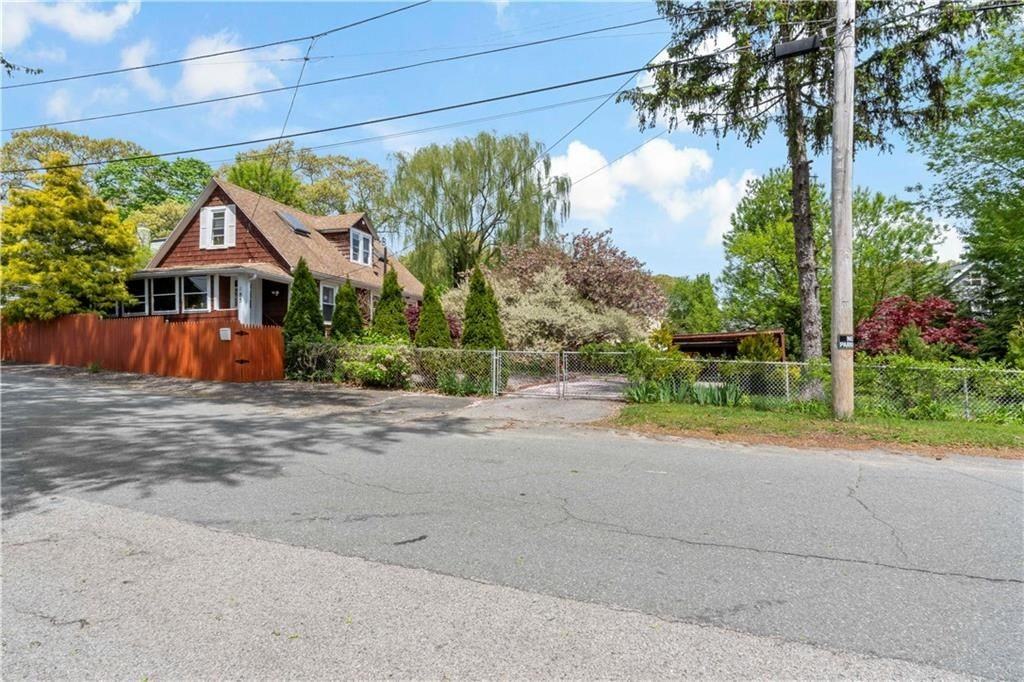 185 Ottawa Ave - Photo 2 of 35