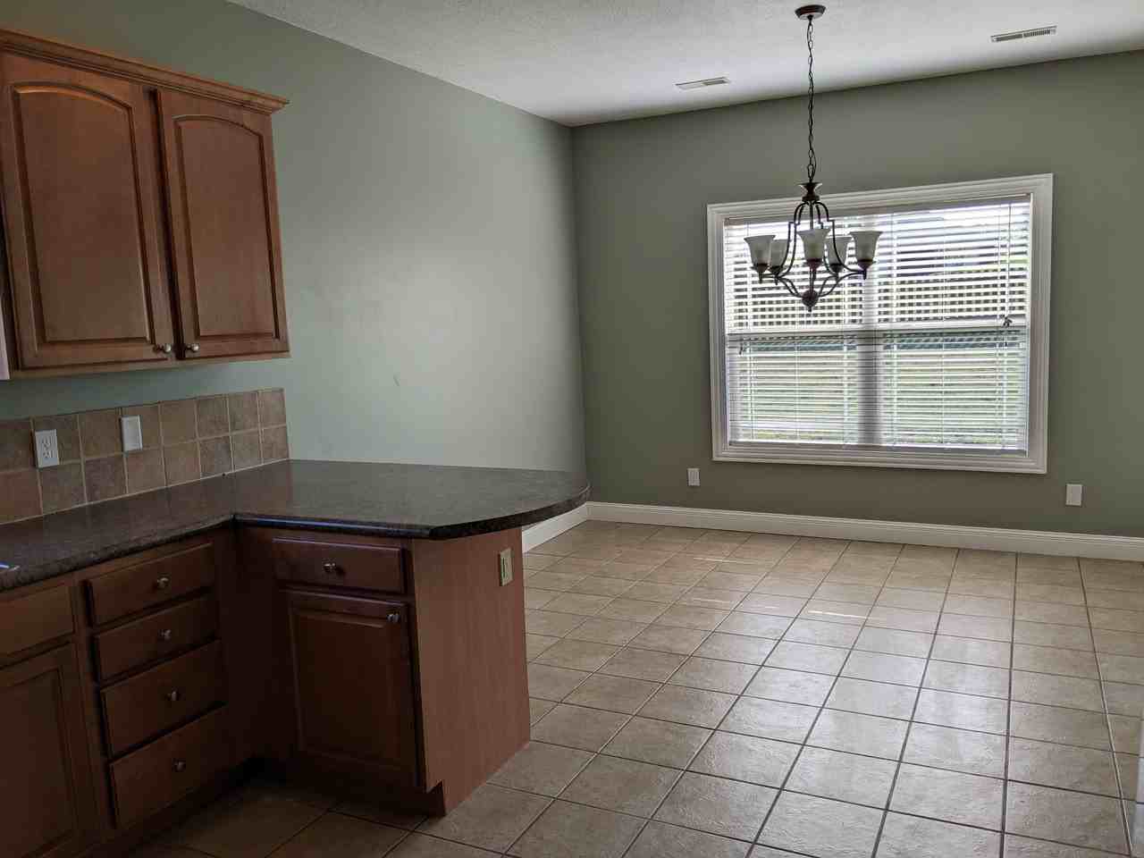 915 Golden Eye Ct - Photo 3 of 20