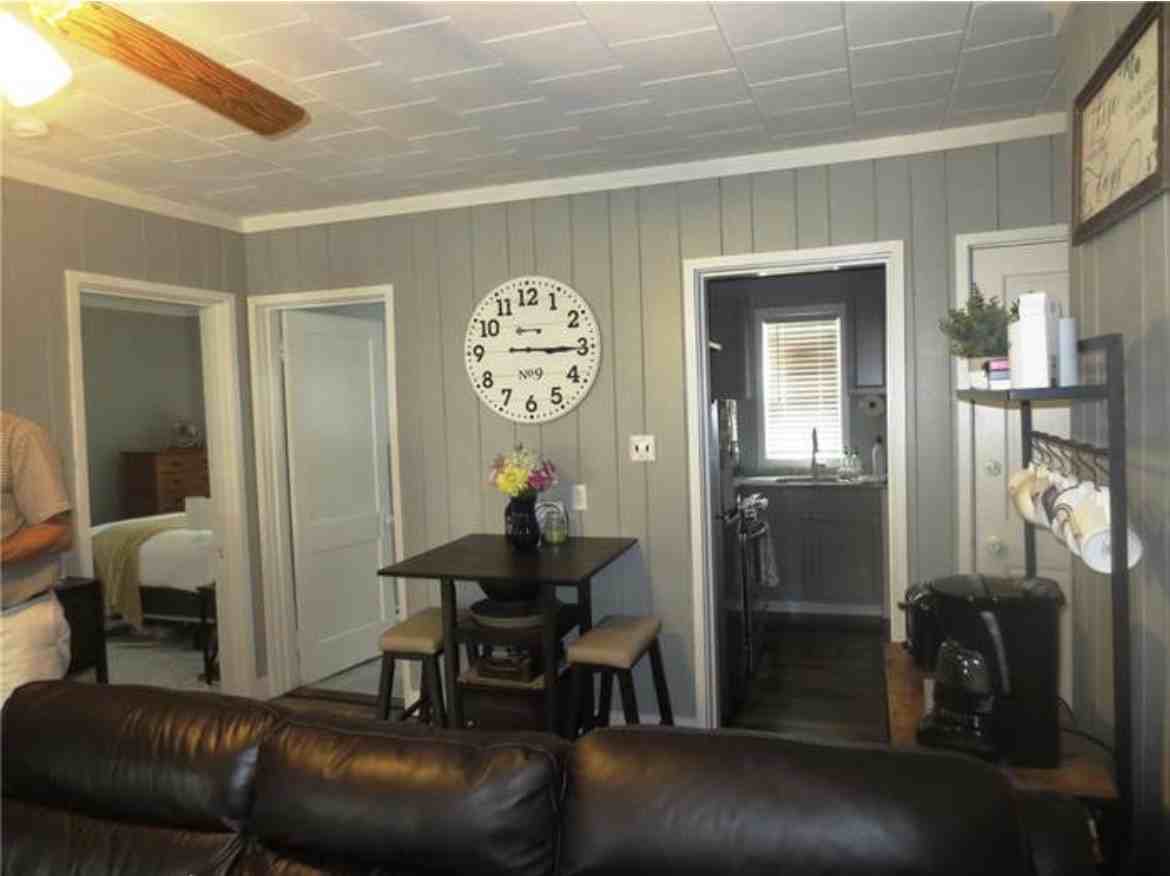22 Woonsocket Hill Rd #1R - Photo 2 of 5