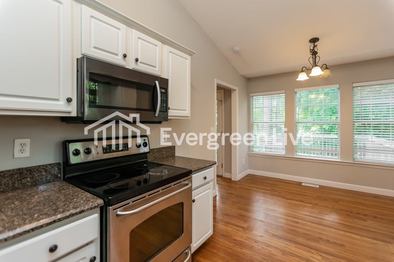 104 Battle Gate Ln - Photo 5 of 10