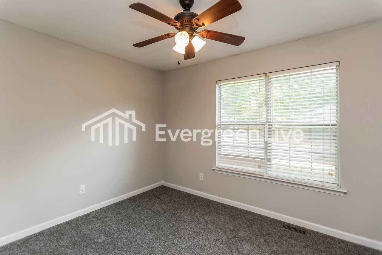 104 Battle Gate Ln - Photo 7 of 10
