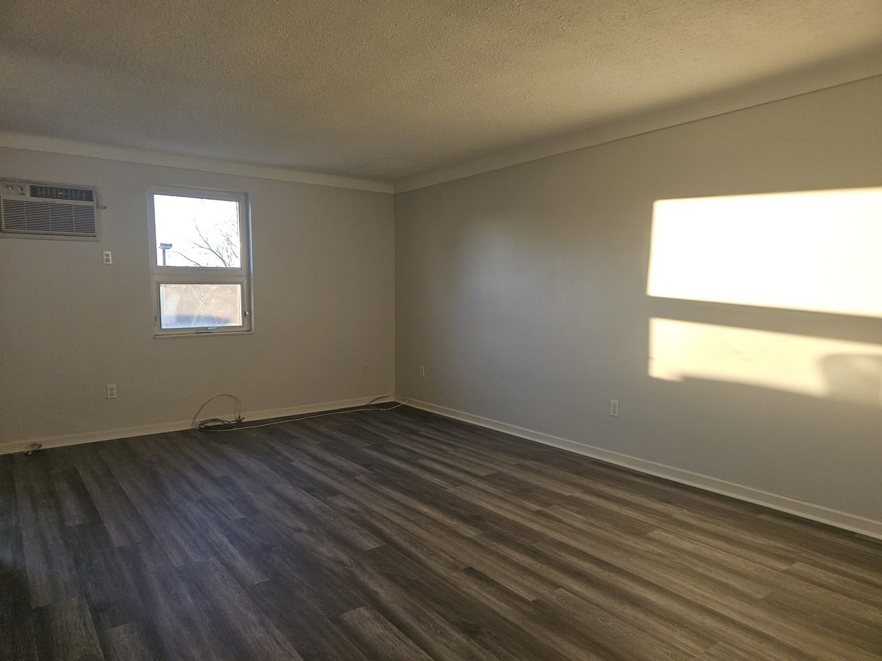 59 Empire St - Photo 3 of 11