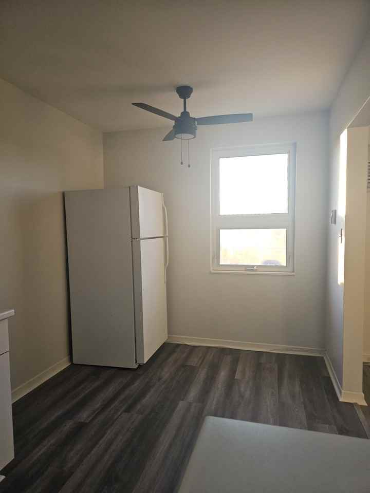 59 Empire St - Photo 7 of 11