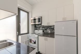 2050 Claremont Ave - Photo 1 of 1