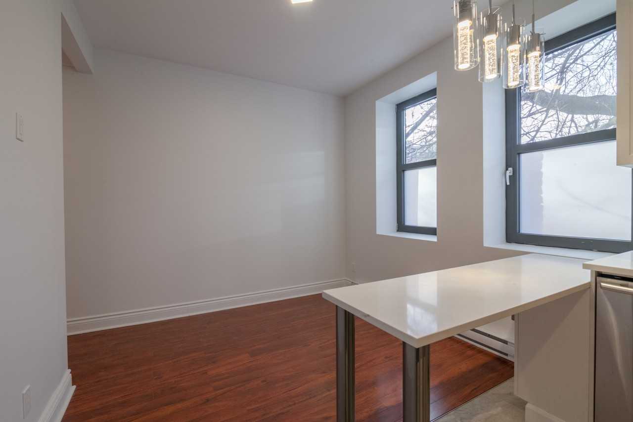 2050 Claremont Ave - Photo 2 of 50