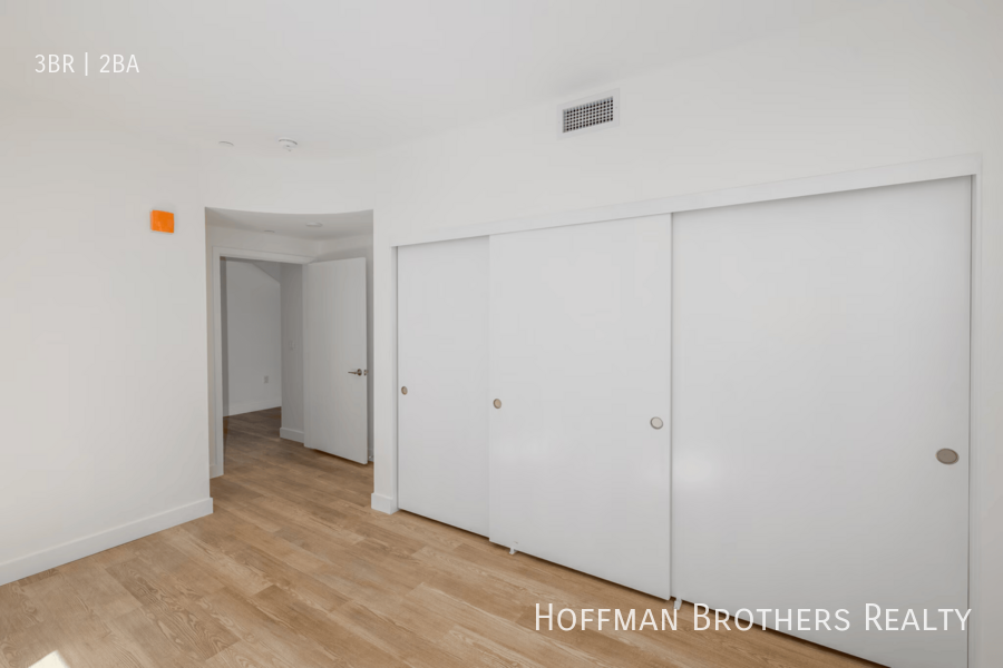 23036 Ventura Blvd #202 - Photo 7 of 10