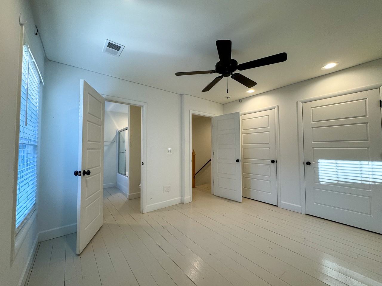 428 Winston St #1 - Photo 5 of 10