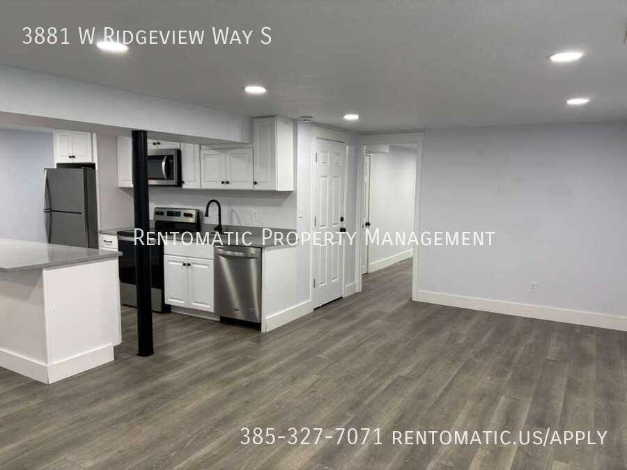 3881 W Ridgeview Way - Photo 7 of 23