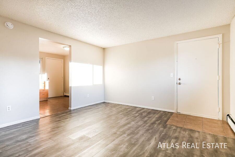 920 Bishop Ct #A - Photo 4 of 17