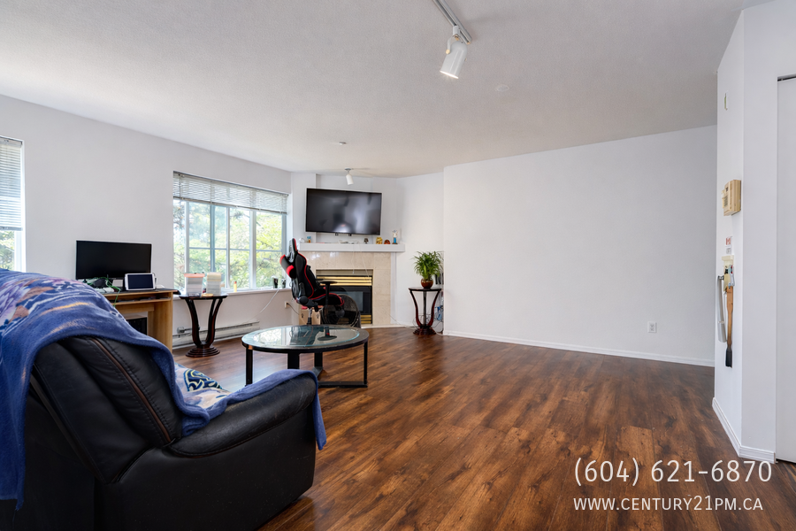 10668 Crestview Gardens #308 - Photo 3 of 16