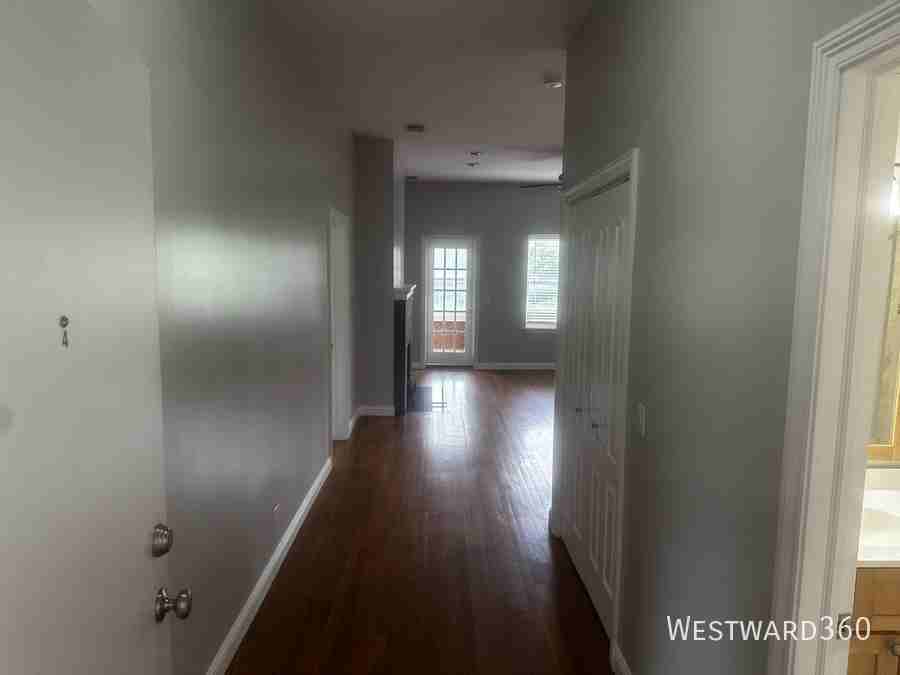 5948 S King Dr #4 - Photo 5 of 22