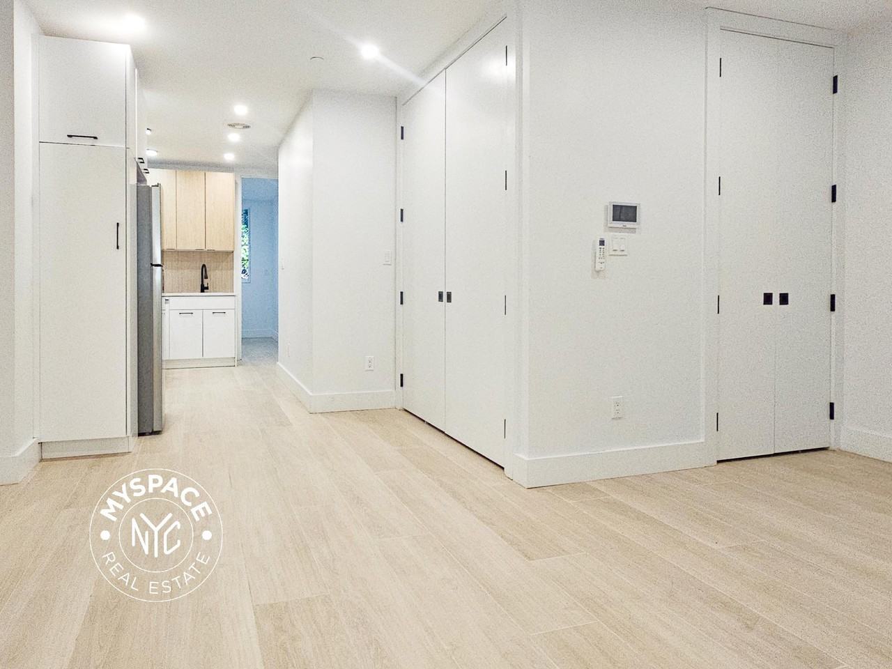 638 Lafayette Ave #1A - Photo 5 of 20