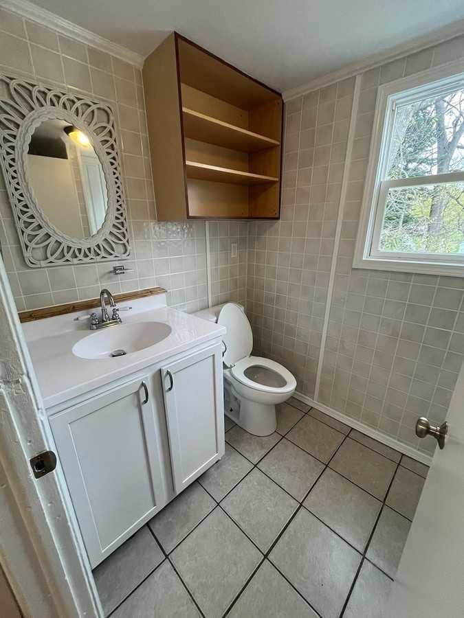 212 E Grant St - Photo 3 of 8