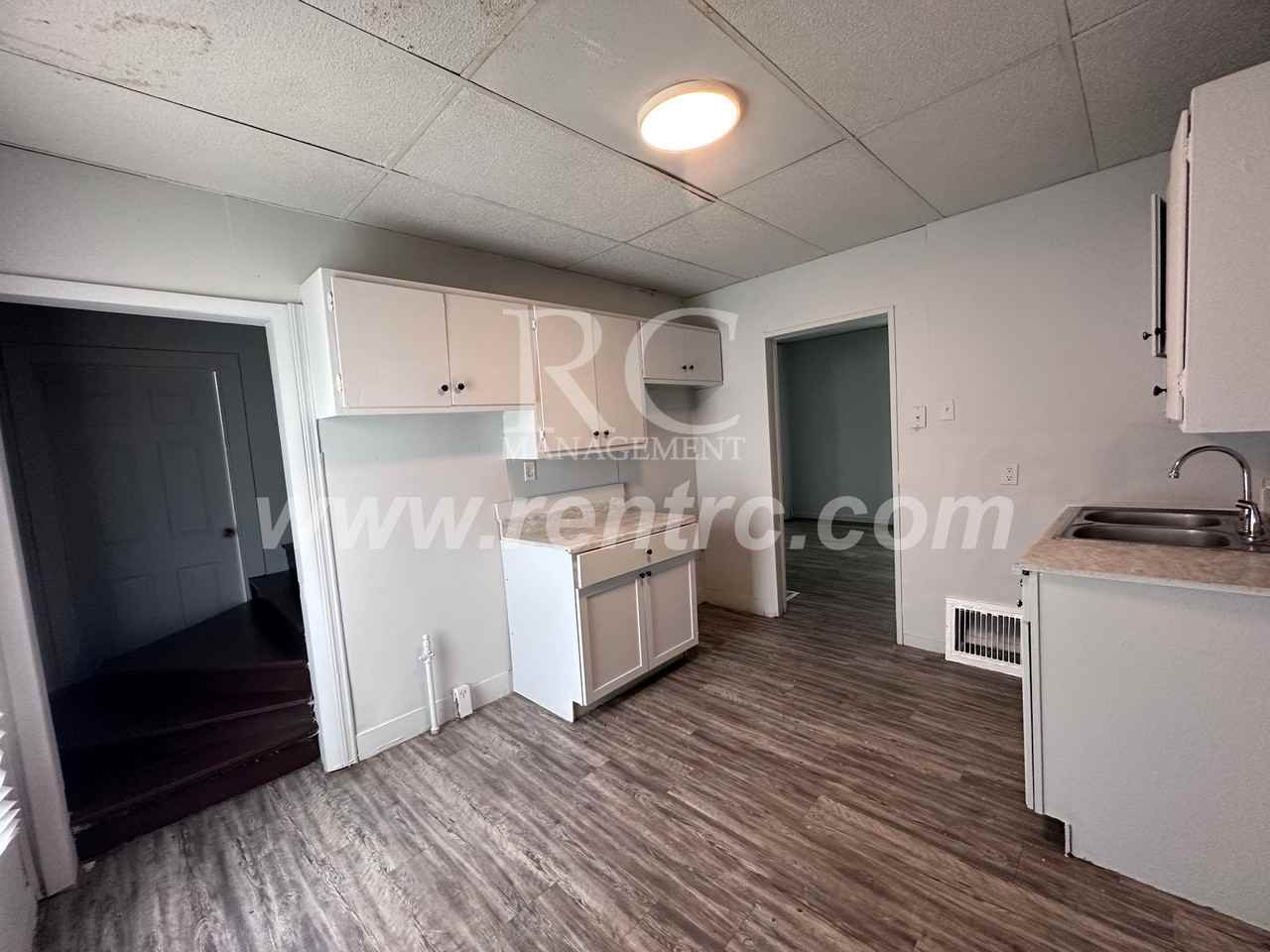 512 N Griffin St - Photo 4 of 18