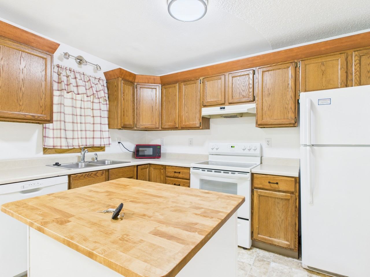 3472 Biathalon Ave #A - Photo 3 of 23