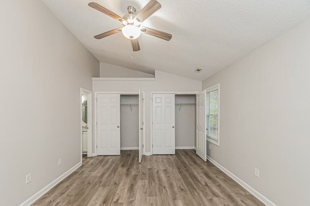 401 Three Meadows Rd - Photo 6 of 16