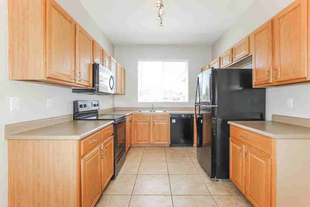 14601 N 154th Ave - Photo 7 of 16