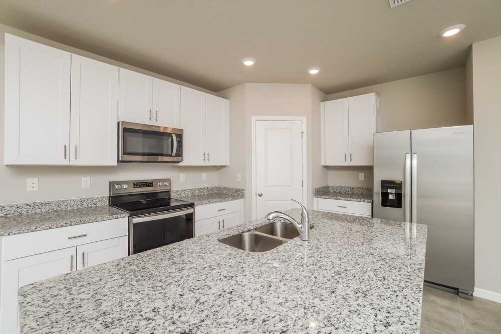 38899 Harlow Rose Dr - Photo 7 of 19