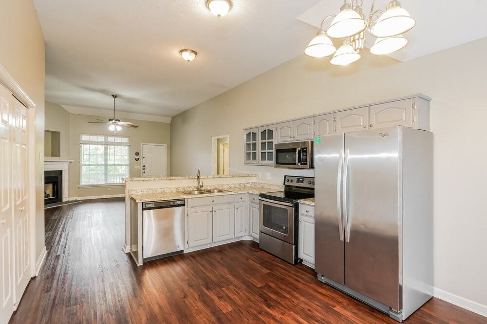 604 Parrish Woods - Photo 7 of 17