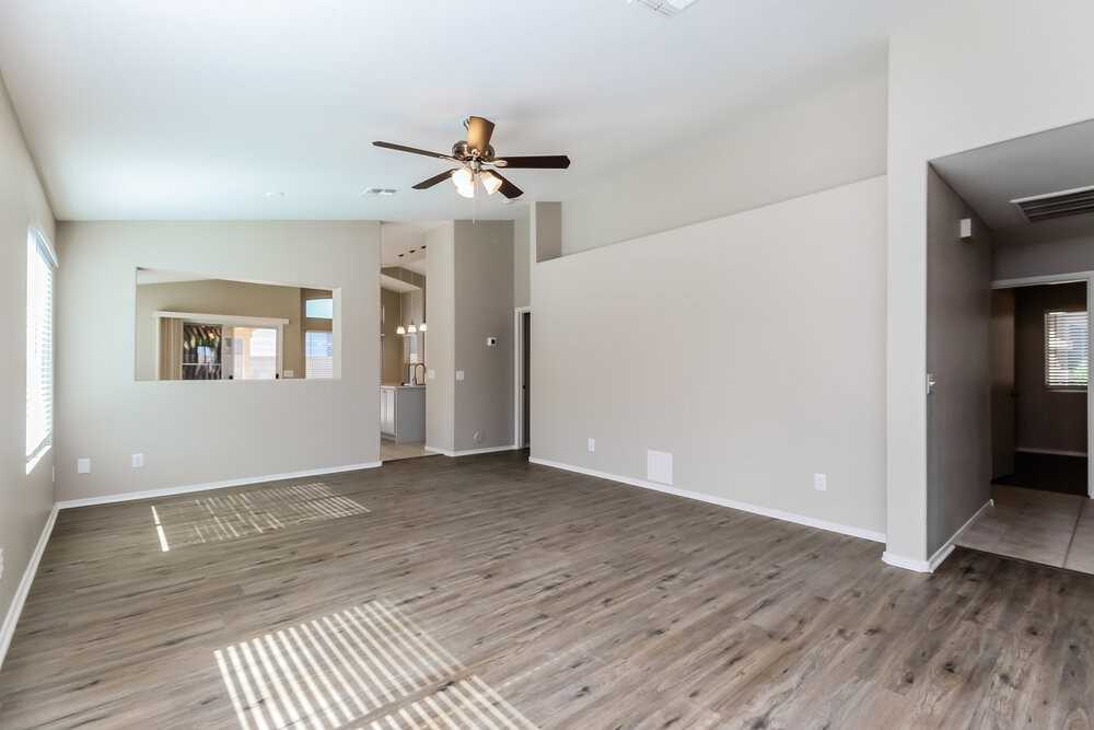 8748 E Crescent Ave - Photo 4 of 19
