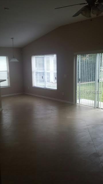 11415 Mountain Bay Dr - Photo 5 of 18