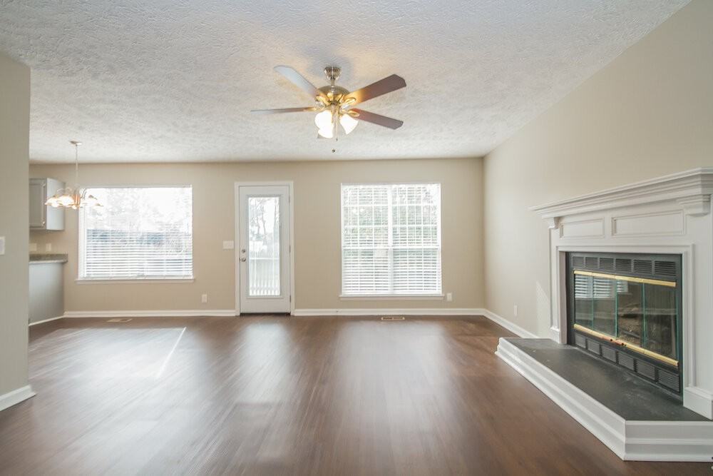 6005 Bradford Hills Dr - Photo 2 of 15
