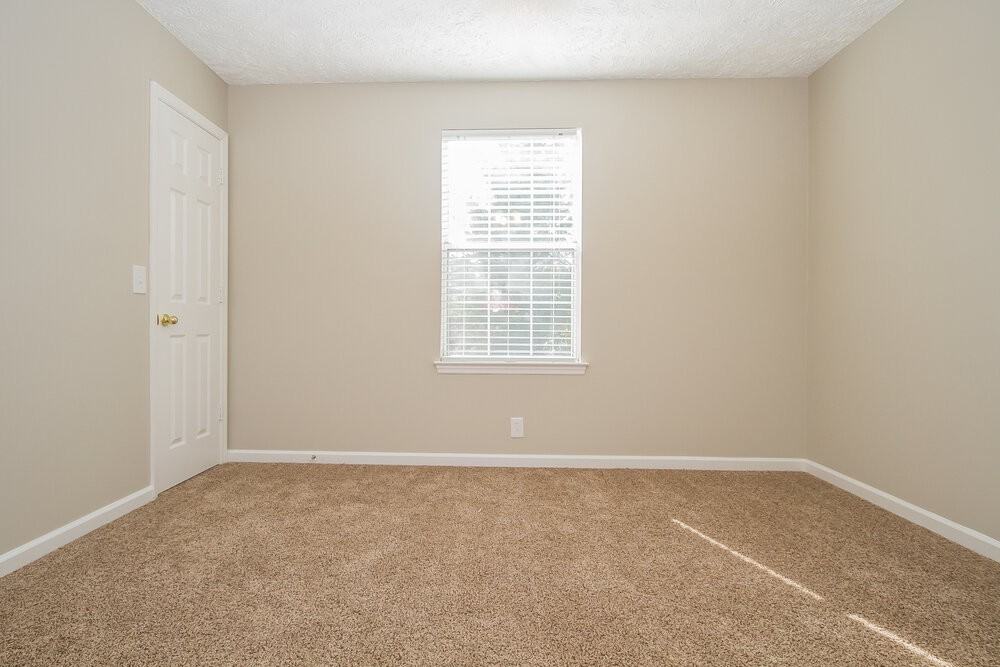 6005 Bradford Hills Dr - Photo 7 of 15