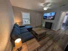 featured image of 1404 Wood St