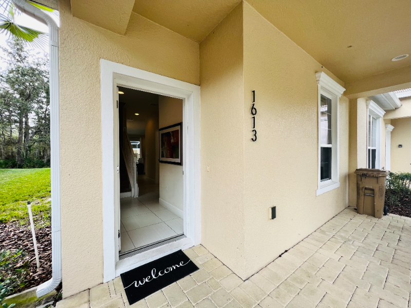 1613 Tranquil Ave - Photo 2 of 23