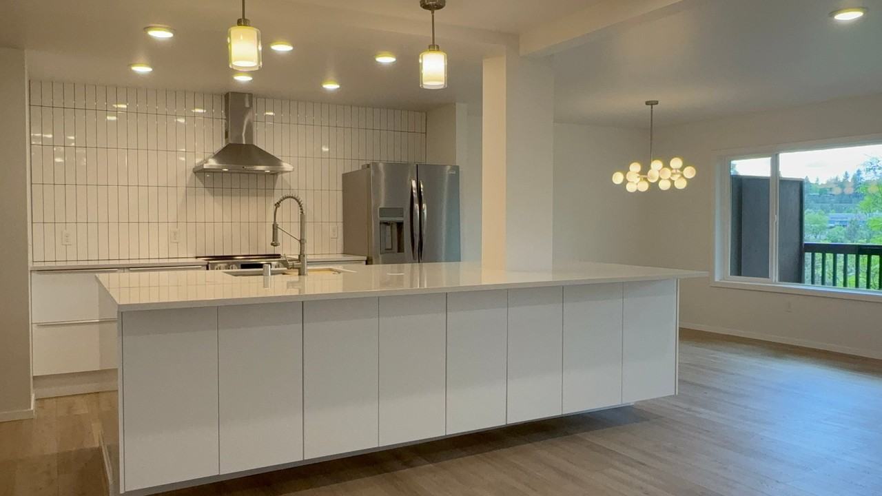 504 S Coeur Dalene St #2 - Photo 2 of 20