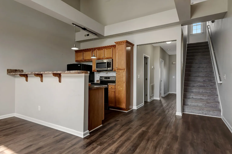1032 Wildwood Dr - Photo 3 of 26