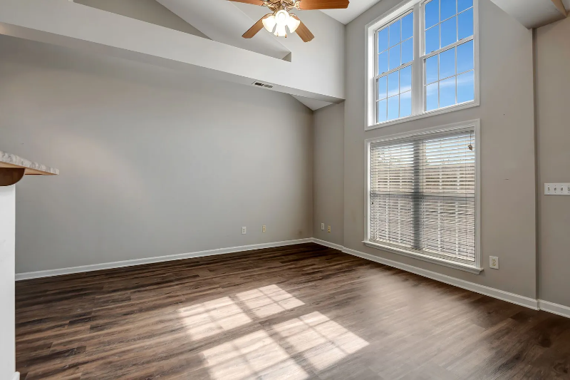 1032 Wildwood Dr - Photo 5 of 26