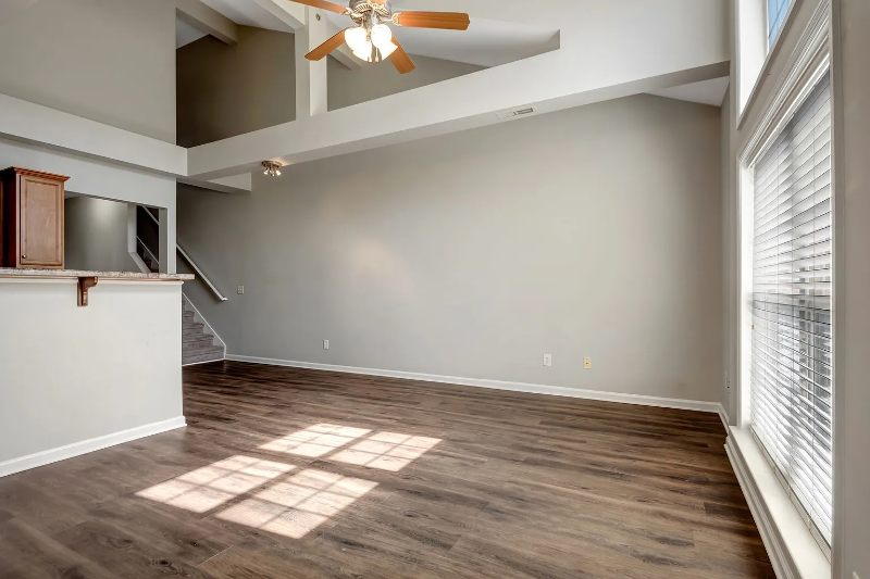 1032 Wildwood Dr - Photo 6 of 26