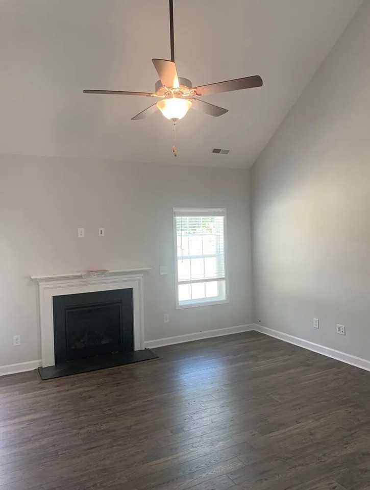 1160 Camellia Dr - Photo 3 of 20