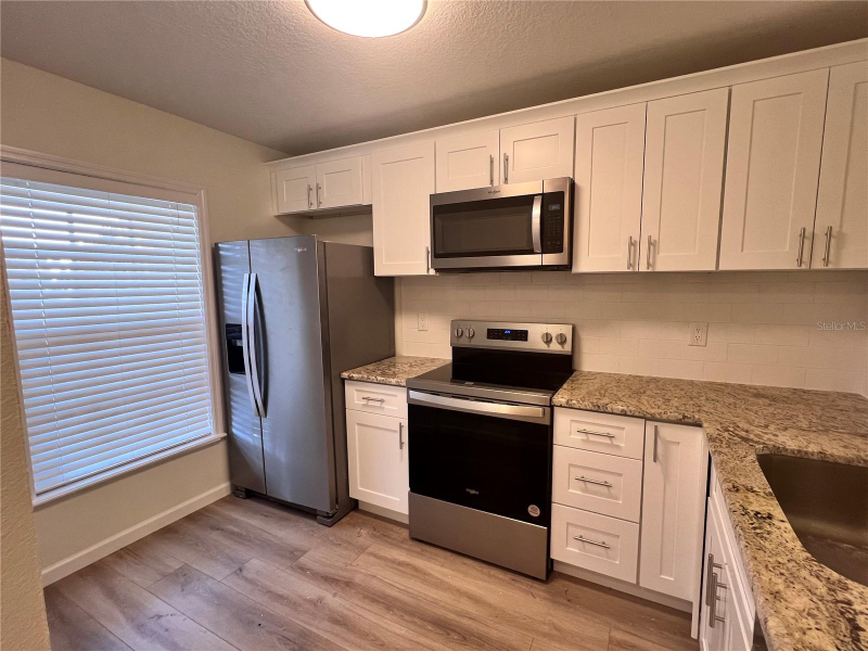 2918 Forrestal Ct - Photo 2 of 11