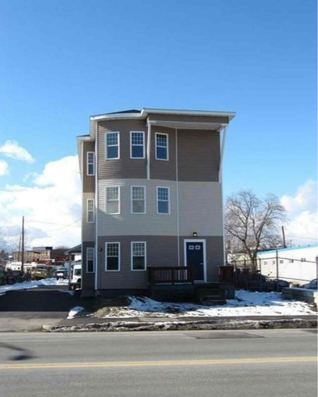 539 Southbridge St #1 - Photo 3 of 9