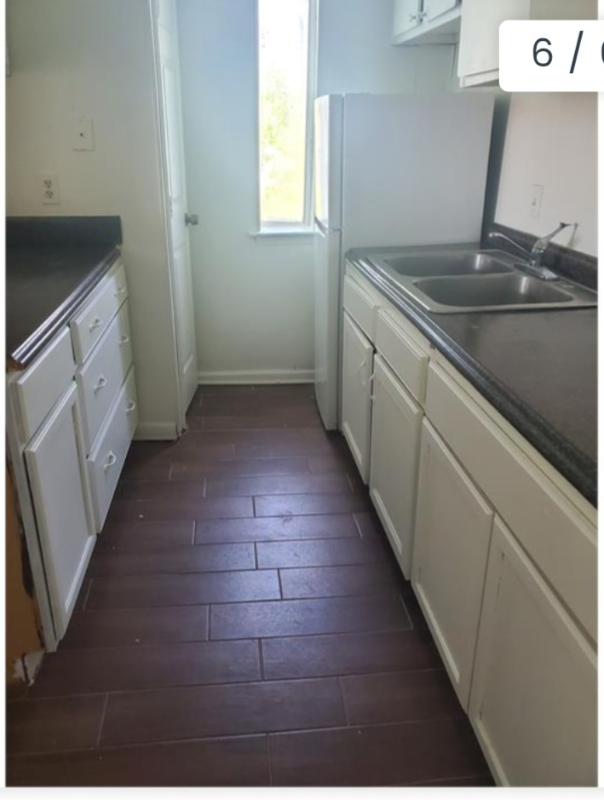 1113 Scotsdale Dr #D - Photo 5 of 5