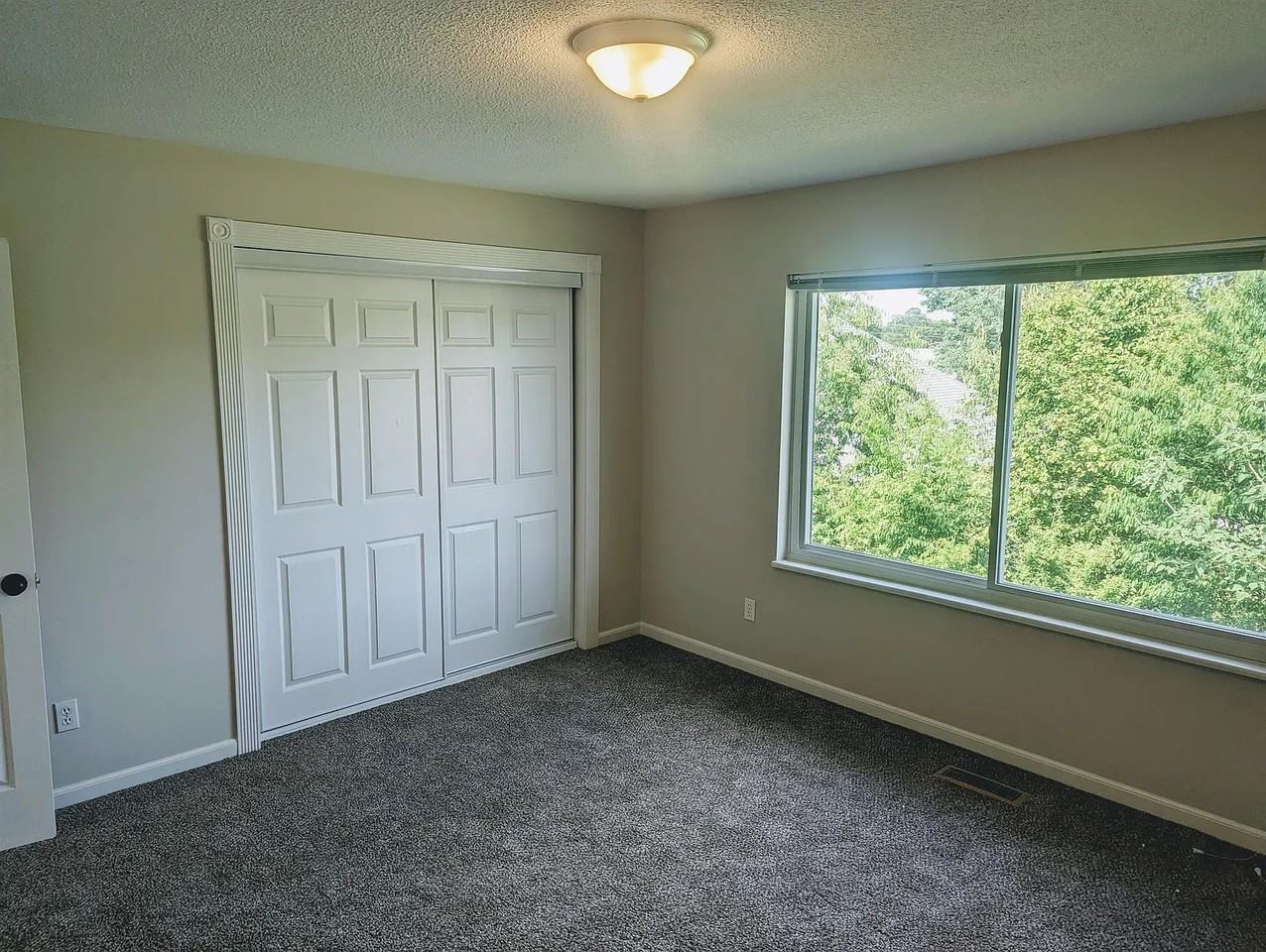 112 Asbury Way #112 - Photo 5 of 12