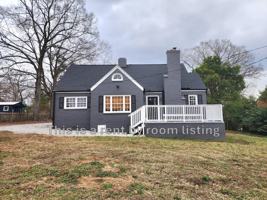 featured image of 1516 E Geer St