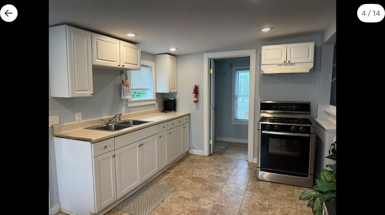 3106 Hoffer St - Photo 3 of 12