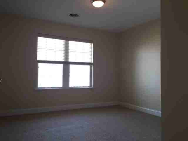 The Springs Luxury Apartments - Photo 6 of 8