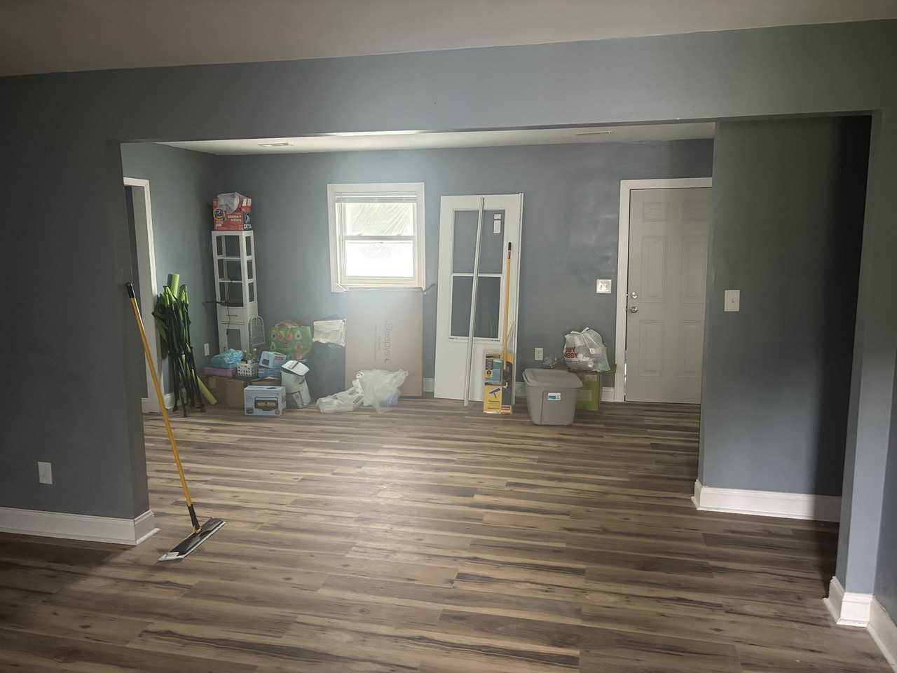 222 Wood Dale Dr - Photo 3 of 8