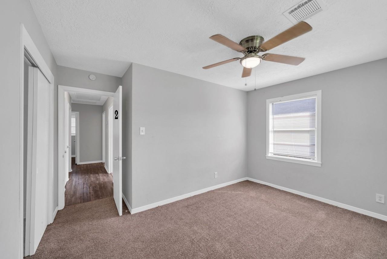 7237 Boggess Rd #5 - Photo 6 of 10