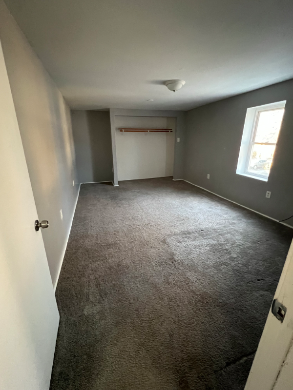 2345 2nd Ave #2G - Photo 3 of 13