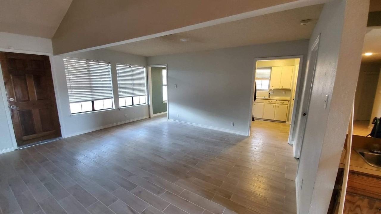 4610 Neely Ave - Photo 4 of 14
