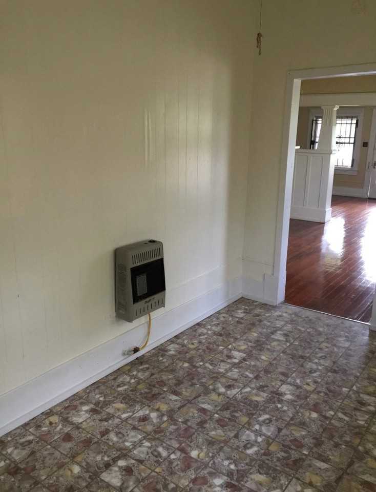 3021 Procter St - Photo 4 of 5