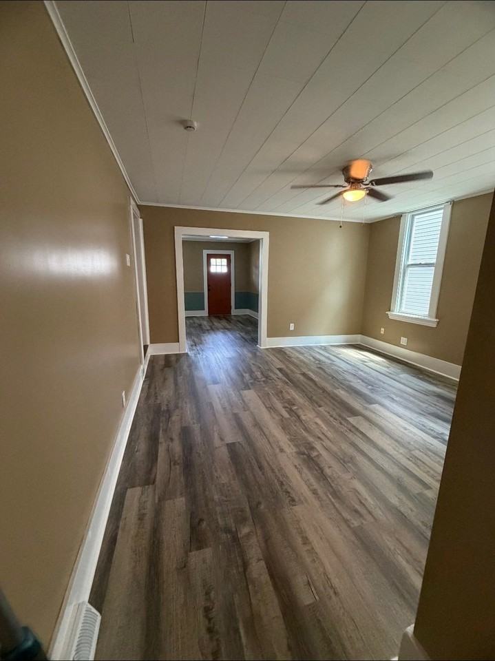 1711 4th Ave - Photo 4 of 9
