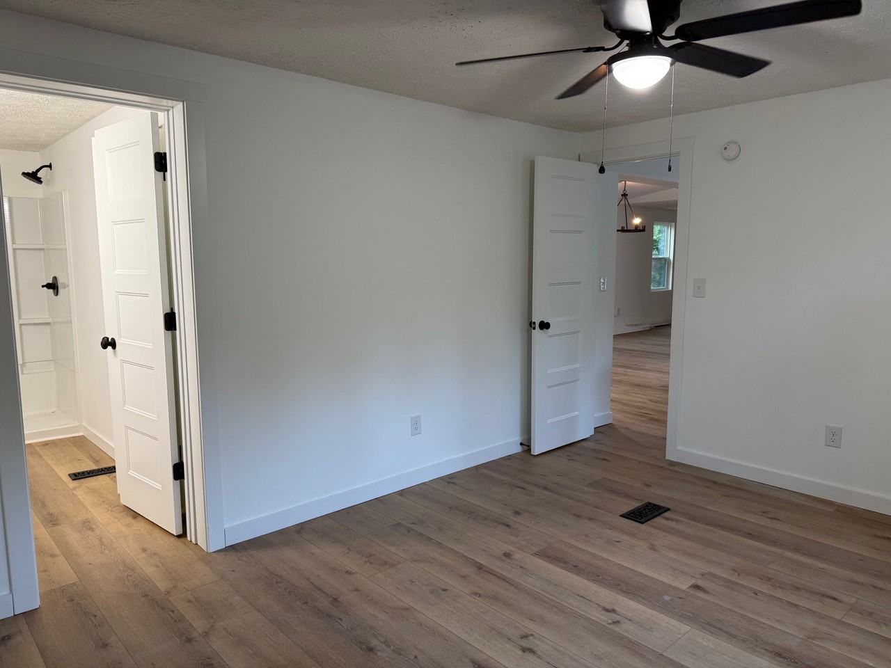 120 Country Way - Photo 2 of 17