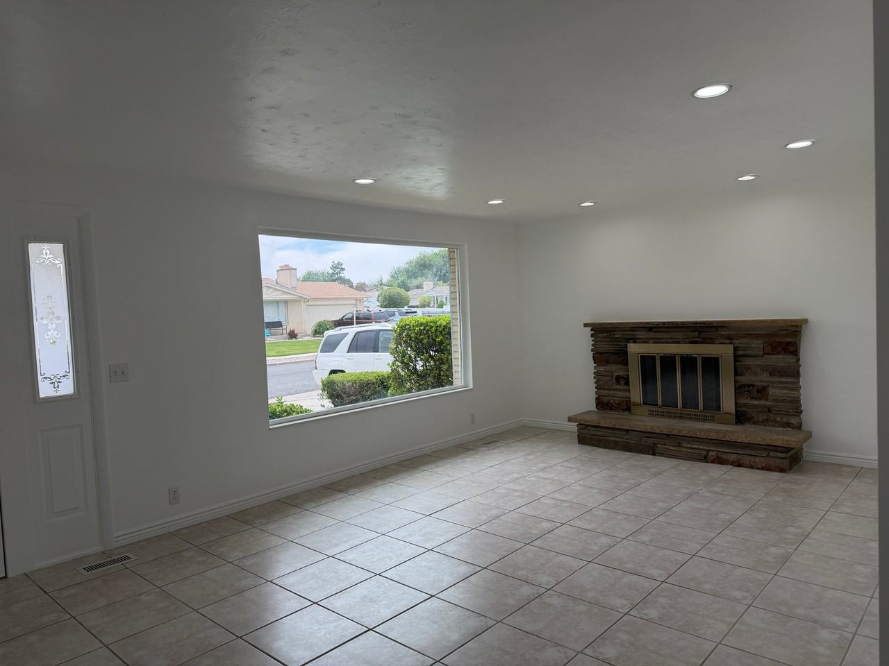 4438 W Losee Dr - Photo 2 of 19