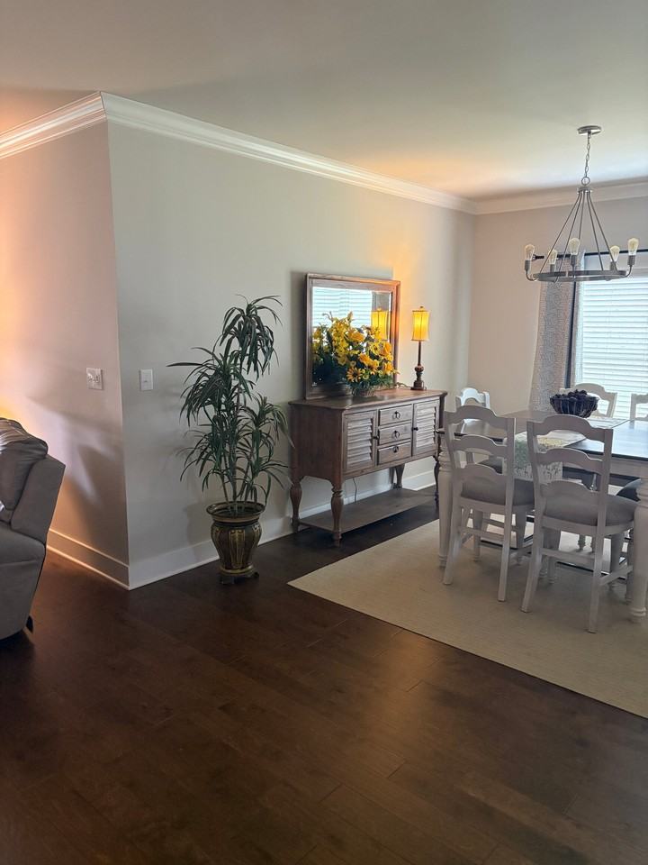 2412 Celia Ct Sw - Photo 6 of 17